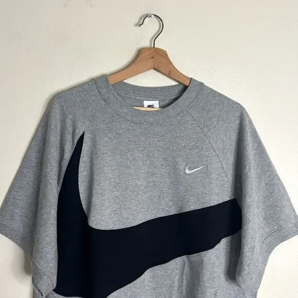 Nike big swoosh grey muscle tshirt men’s size large